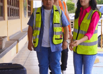 [COMPLETO] 0091H1006 Le negaron la entrada a la graduación de su hija por ser albañil Cast Karla Sandoval Isaac Maciel E