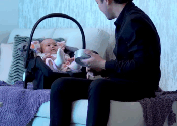 [COMPLETO] 0696H1006 Tenía que cuidar a su hija mientras su esposa se iba de fiesta Elsa Soto