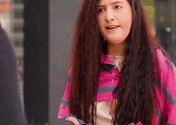 [COMPLETO] 0698H1006 Rechazaron a millonario y le dio su anillo de compromiso a vagabunda