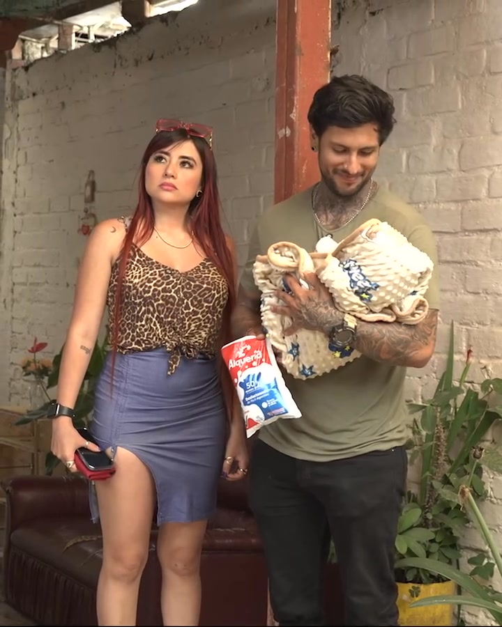 [COMPLETO] 0610H1020 Le era infiel en sus narices pero la vida se lo cobro Caricaturas de Ayer