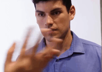 [COMPLETO] 0711H1006 Renunció a su empresa por enamorarse de una desconocida