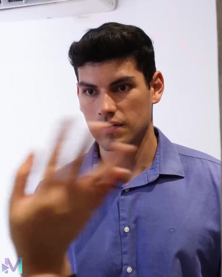 [COMPLETO] 0711H1006 Renunció a su empresa por enamorarse de una desconocida