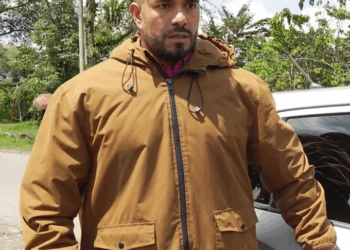 [COMPLETO] 0672H1020 Le puse una trampa a mi esposa infiel y esto fue lo que descubrí Caricaturas de Ayer