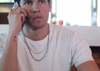 [COMPLETO] 0753H1006 La menospreció por su vestimenta sin saber que era millonaria