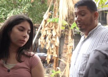 [COMPLETO] 0034H1020 Le midió el aceite porque se lo pidió Mi Poesia