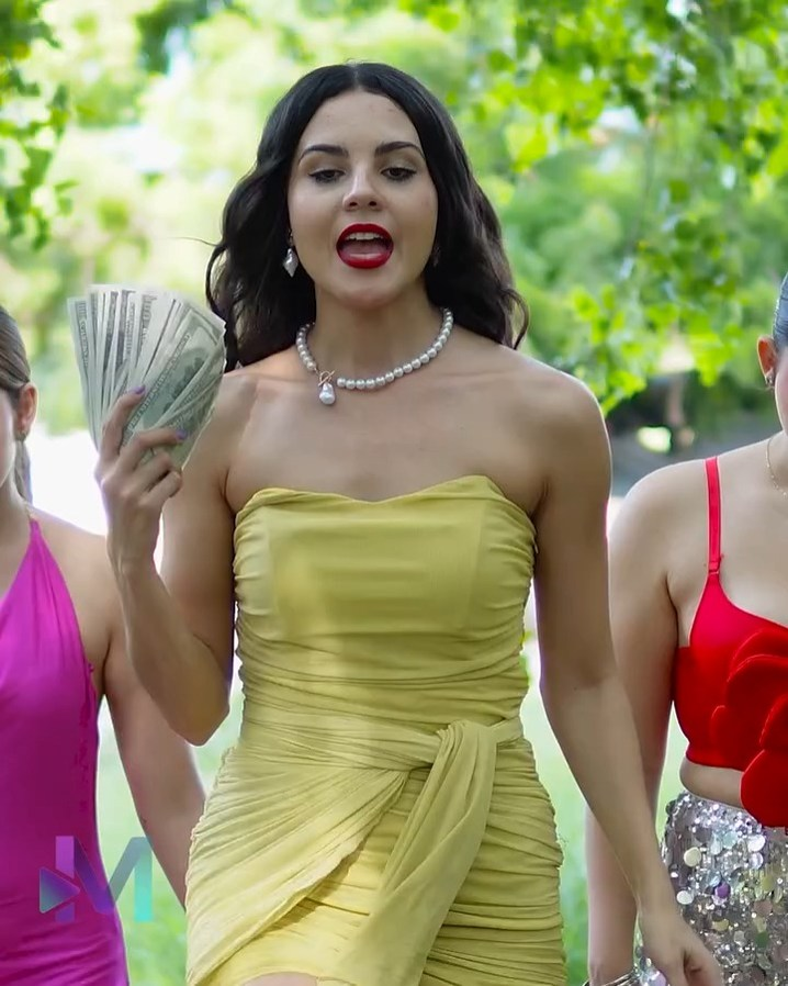 [COMPLETO] 0095H1006 Ofreció 15 mil dólares a un vagabundo para pasar una noche con ella