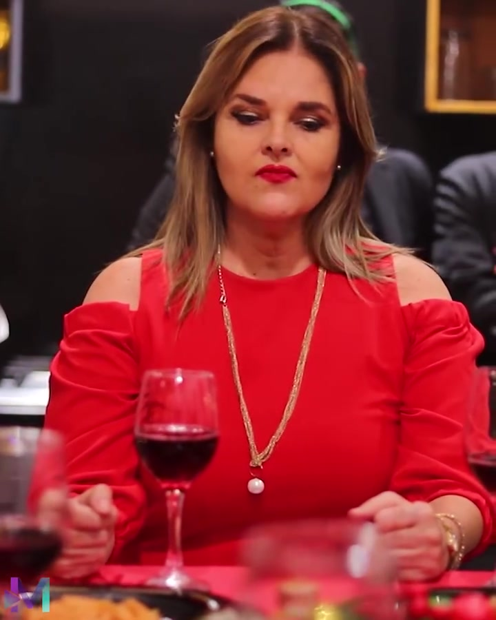 [COMPLETO] 0756H1006 Su tia la criticó por no tener novio para navidad Elsa Soto