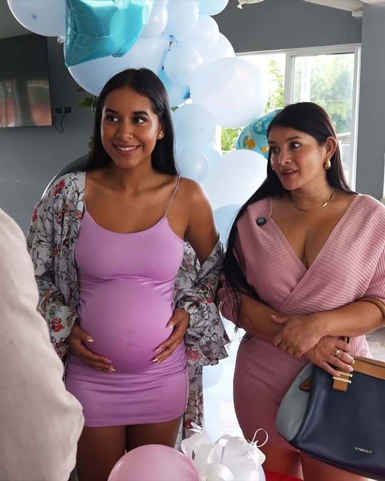 [COMPLETO] 0621H1020 Llegó con un regalo al Baby Shower, pero nadie se imaginó lo que había adentro Caricaturas de Ayer