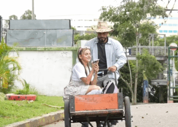 [COMPLETO] 0660H1020 Se avergonzaba de su papá por llevarla en triciclo al colegio y terminó aprendiendo una gran lección