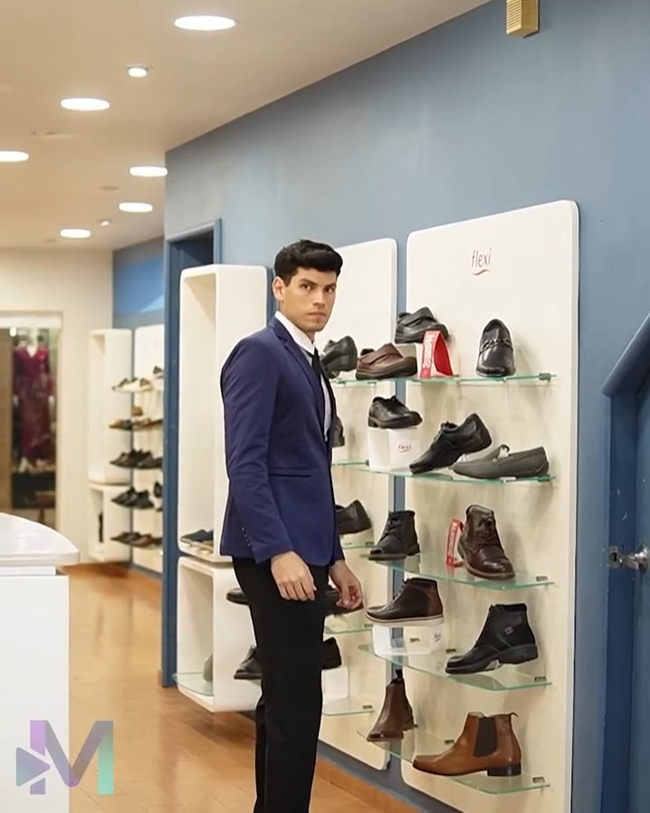 [COMPLETO] 0783H1006 La vendedora la menospreció solo por su apariencia, pero se llevó una sorpresa