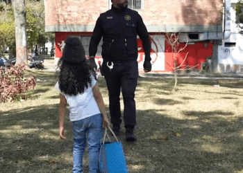 [COMPLETO] 0653H1020 Escondió un tesoro en una sandía, no creerás el motivo Caricaturas de Ayer