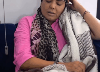 [COMPLETO] 0771H1006 Se quedaba dormido en clase por cuidar a su mamá y nadie lo sabía