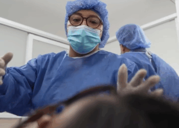 [COMPLETO] 0002H1114 S0085 Este doctor no dudó en salvarle la vida a esta mujer Daniela Isabel