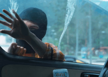 [COMPLETO] 0102H1030 S0082 Se metió con la oficial equivocada Historias de Yomi