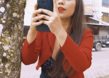 [COMPLETO] 0114H1114 S0087 Juzg0 a su compañera y a su madre sin conocer su sacrificio