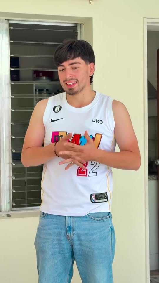 [COMPLETO] 0142H1114 S0020 Wow esta mujer sí que está hermosa #fblifestyle Nicauris Javier