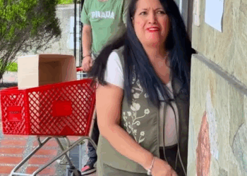 [COMPLETO] 0177H1114 S0020 Se vende esta casa! #fblifestyle Nicauris Javier