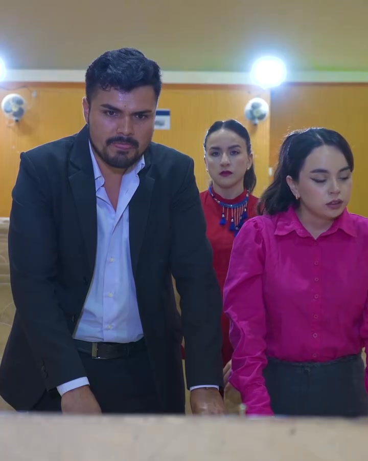 [COMPLETO] 0176H1030 S0082 Postergaba su carrera militar para cuidar a su familia pero la vida le dará una sorpresa Historias