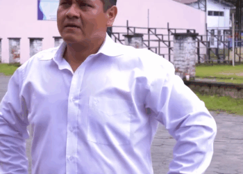 [COMPLETO] 0181H1030 S0082 Encontró billetes en un carro 4×4 y descubrió que sería millonario Historias de Yomi