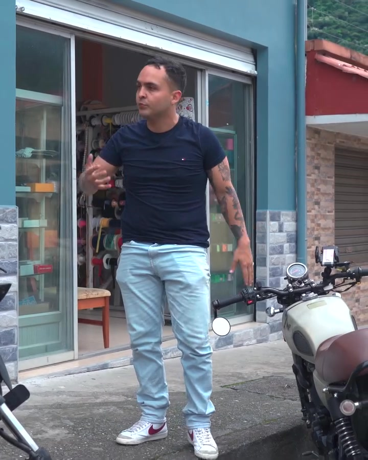 [COMPLETO] 0220H1030 S0082 Duplican las placas para quedarse con todos sus clientes #reflexiones #motivation Historias de Yom