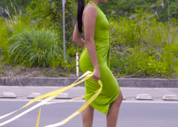 [COMPLETO] 0223H1030 S0082 Millonaria entrega sus carros clásicos para poner a prueba a su futuro esposo Historias de Yomi