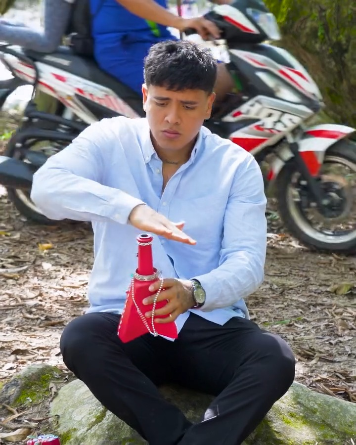 [COMPLETO] 0226H1030 S0082 La honestidad es el camino hacia la libertad Historias de Yomi