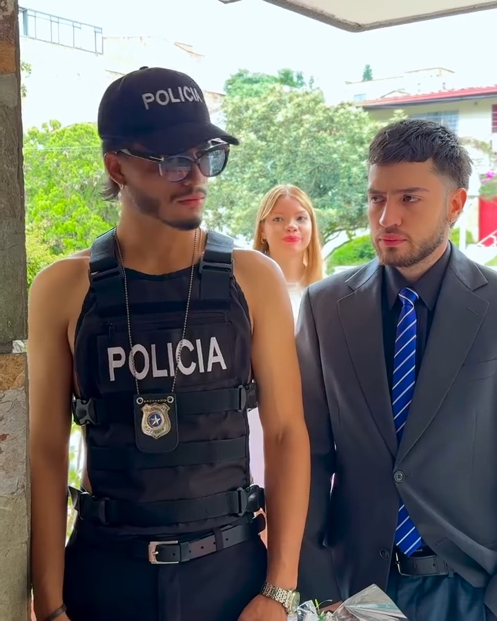 [COMPLETO] 0256H1114 S0020 La envidia es venenosa y mala Nicauris Javier