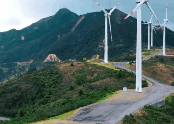 [COMPLETO] 0254H1030 S0083 Lo detuvieron en el aeropuerto antes de cumplir su sueño, y al volver su esposa ya tenía a otro homb