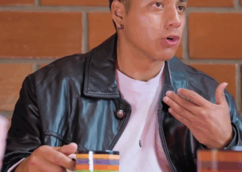 [COMPLETO] 0255H1030 S0083 Su padre le envió a PRISIÓN para que pague los errores de su hermano Estefany