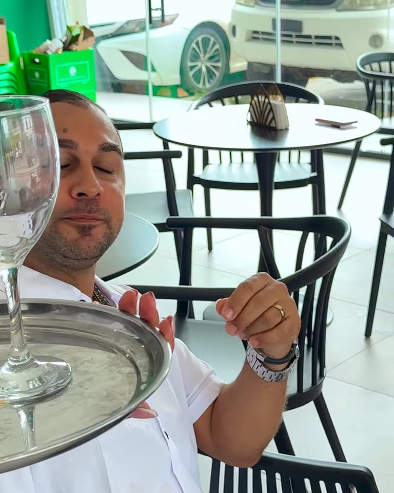 [COMPLETO] 0267H1114 S0020 Lo sorprendio y la acticutd de este millonario fue todo menos bueno Nicauris Javier