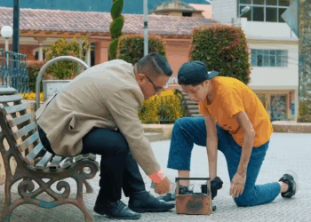 [COMPLETO] 0280H1030 S0083 Gastaba el dinero de la pensión de sus hijos en lujos, mientras ellos pasaban hambre Estefany