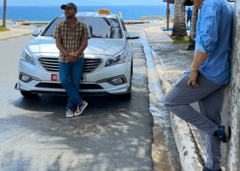 [COMPLETO] 0293H1114 S0020 Jovencita no tenía para pagar la carrera pero un taxista la ayudó sin imaginar lo que pasaría en el