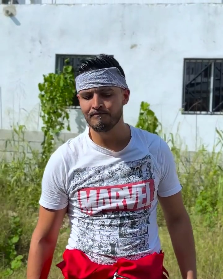 [COMPLETO] 0295H1114 S0020 Encontré a una belleza en la basura Nicauris Javier