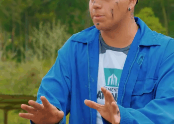 [COMPLETO] 0299H1030 S0083 Puso pintura en vez de gasolina para arruinar el trabajo de su vecino Estefany