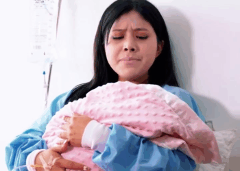 [COMPLETO] 0310H1030 S0083 Hombre hizo pasar a su esposa por fallecida para que su novia no descubriera su engaño Estefany