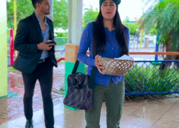 [COMPLETO] 0312H1114 S0020 Millonario la puso a prueba y le dió una gran recompensa por su honestida Nicauris Javier