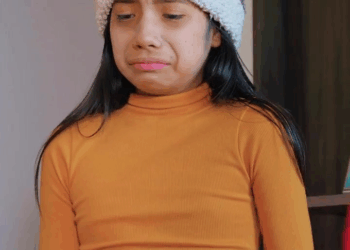 [COMPLETO] 0317H1030 S0083 Niña descubre que el jefe de su papá tenía un secreto con su madre Estefany