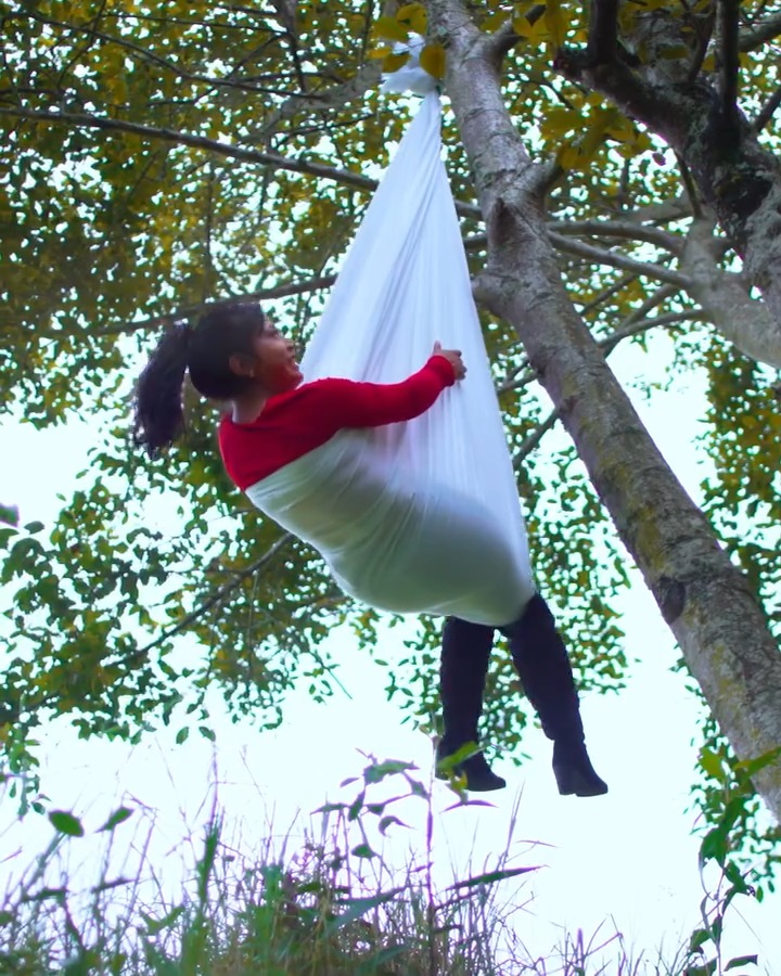 [COMPLETO] 0338H1030 S0083 Meterte con una criatura inocente es como meterte con el ser supremo, toda la maldad terminará cayen