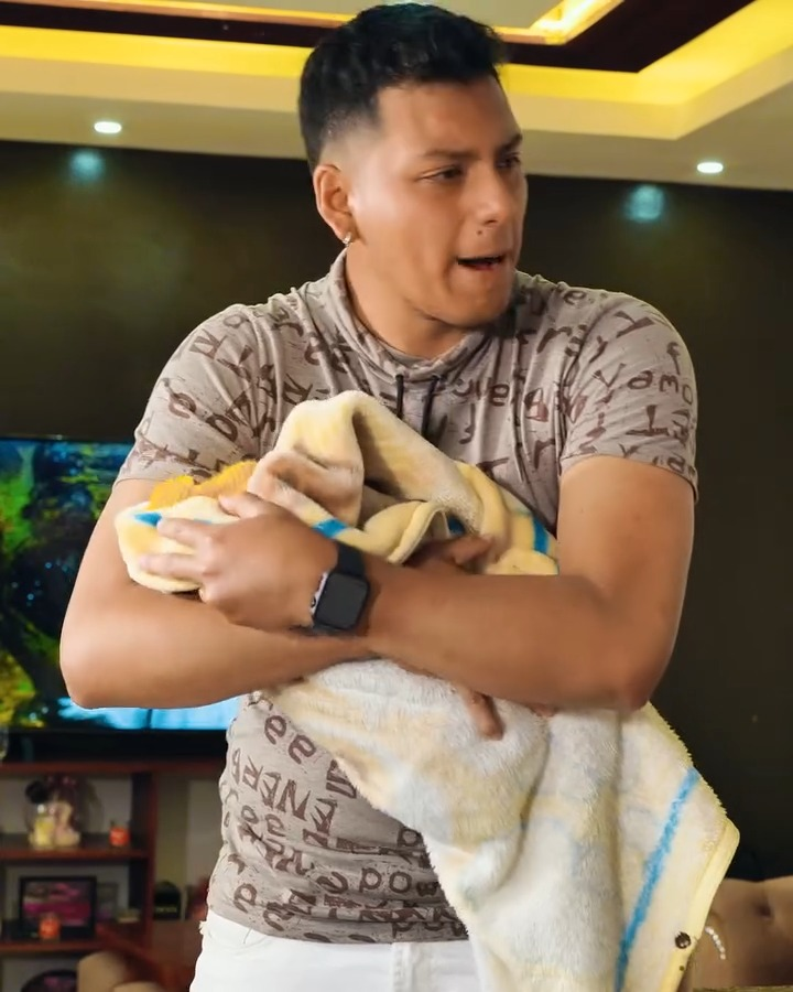 [COMPLETO] 0361H1030 S0083 Fantasma apareció para evitar que está madrastra ponga fin a su chiquito Estefany