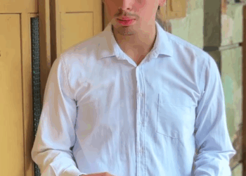 [COMPLETO] 0376H1114 S0020 Amante se hace pasar por ladrón para no ser descubierto