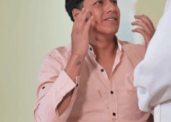 [COMPLETO] 0416H1030 S0083 Rechazó el regalo de navidad de su padre por esta triste razón Estefany