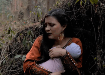 [COMPLETO] 0437H1030 S0083 Se enfrentó a un cocodril0 por salvar a su hijo Estefany