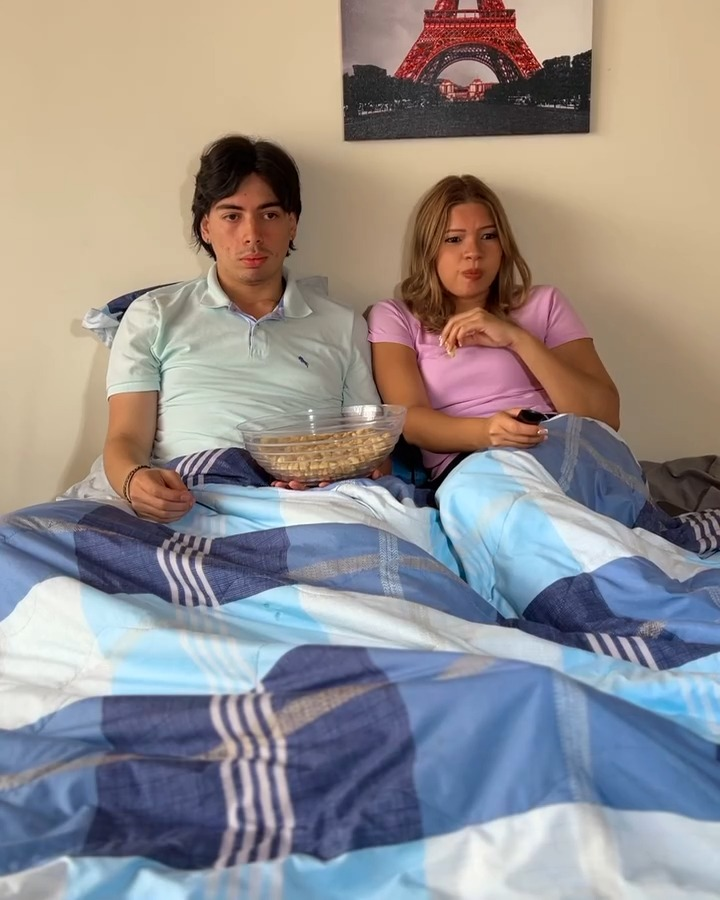 [COMPLETO] 0445H1114 S0020 Vecina envidiosa no quiso compartirle su contraseña de Wi Fi