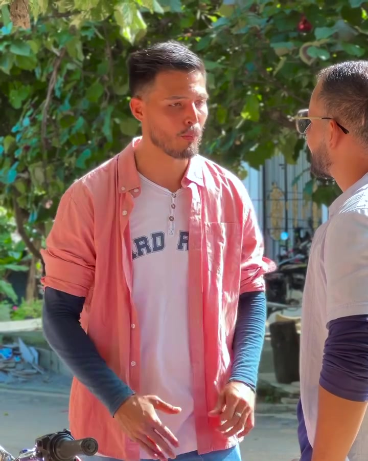 [COMPLETO] 0482H1114 S0020 Le paso segeta a la goma de la moto de su esposo por toxica