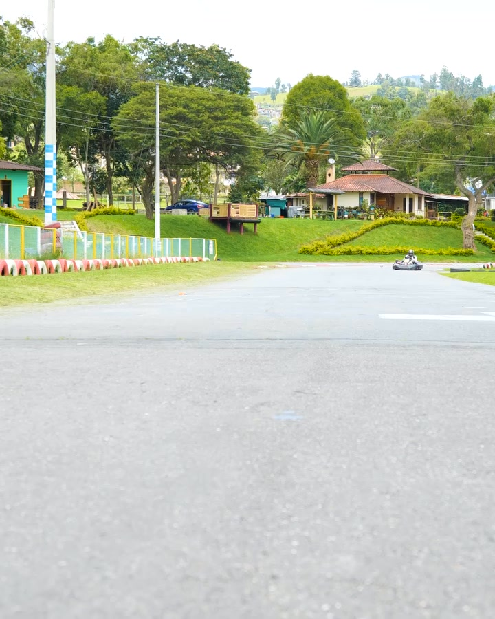 [COMPLETO] 0528H1030 S0083 Compitieron por el amor de una mujer, pero ella les jugó de esta manera Estefany