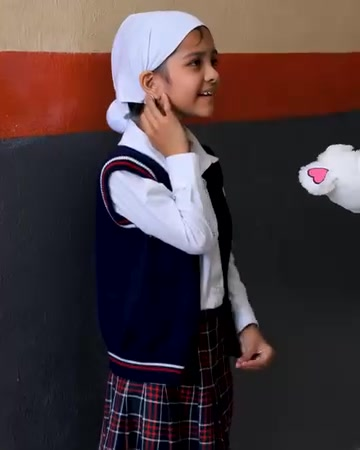 [COMPLETO] 0549H1030 S0083 Le trataron de esta manera a esta niña por no tener cabell0, hasta que descubrieron esto Estefany