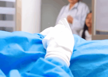 [COMPLETO] 0570H1030 S0083 Padre les hizo vivir una pesadilla a su esposa e hija, sin pensar en este final Estefany