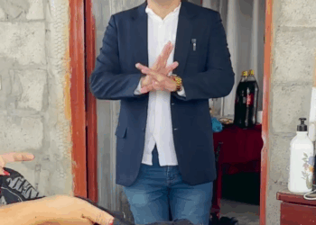 [COMPLETO] 0544H1114 S0088 Millonario puso a prueba a vagabunda y le dejo sorprendido Vicky Salazar