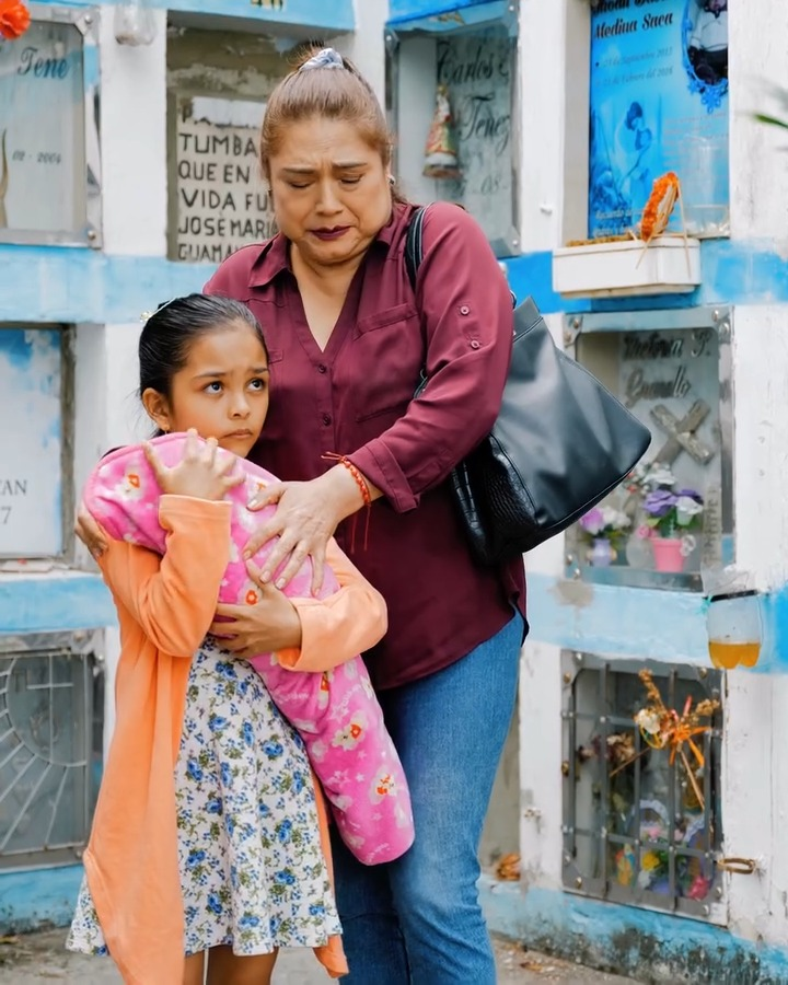 [COMPLETO] 0586H1030 S0083 Abuela regresa del mas allá para recuperar a su nieto de mujer sin corazón Estefany