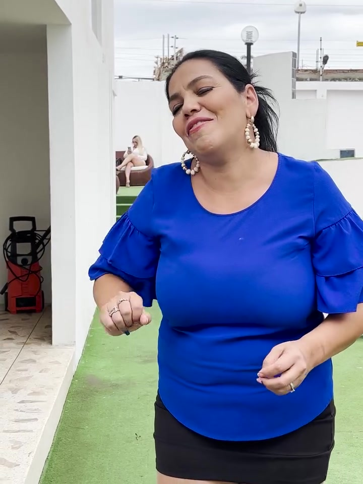 [COMPLETO] 0557H1114 S0088 Nunca te enamores de tu empleado humilde Vicky Salazar